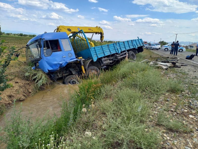 Два человека погибли, один ранен в ДТП под Талдыкорганом