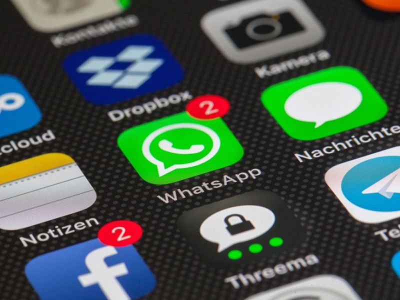 Хранение чатов и фото пользователей WhatsApp станет платным