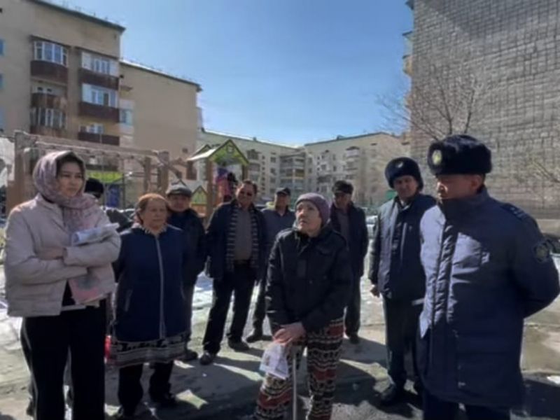 «Приемная во дворах»: главный полицейский Жетісу встретился с талдыкорганцами