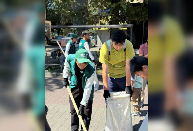 Более 3 тонн мусора собрали активисты 