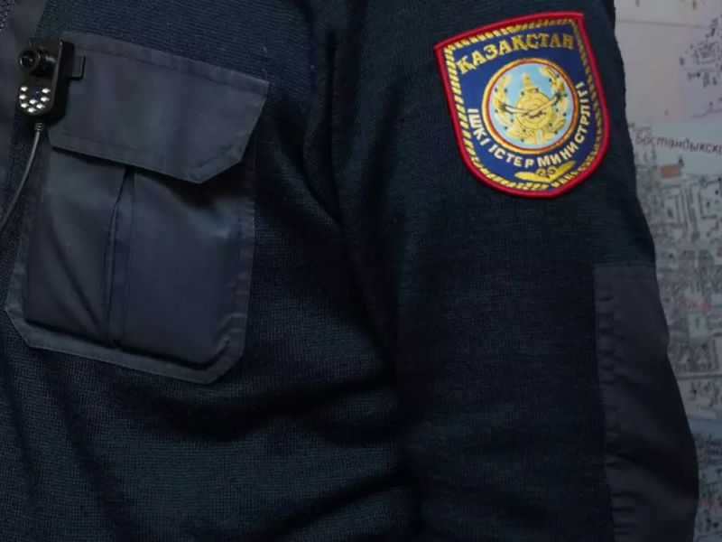 Какое наказание грозит казахстанцам за оскорбления и нападения на полицейских