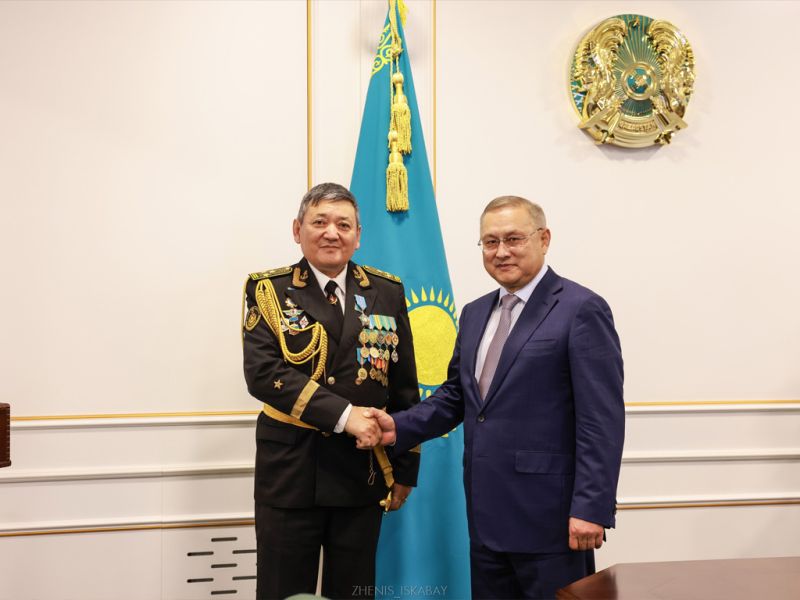 Аким области Жетісу принял Рахима Кыргабакова, стоявшего у истоков становления ВМФ Казахстана