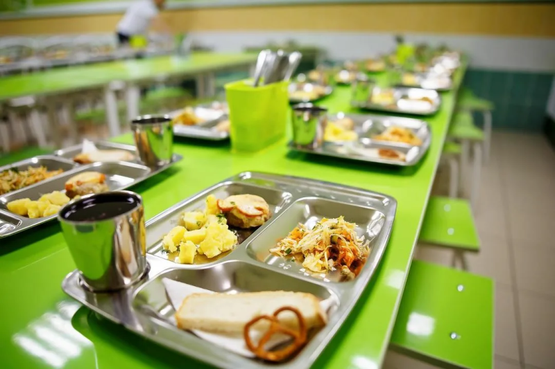 Горячее питание: чем кормят в школах Талдыкоргана