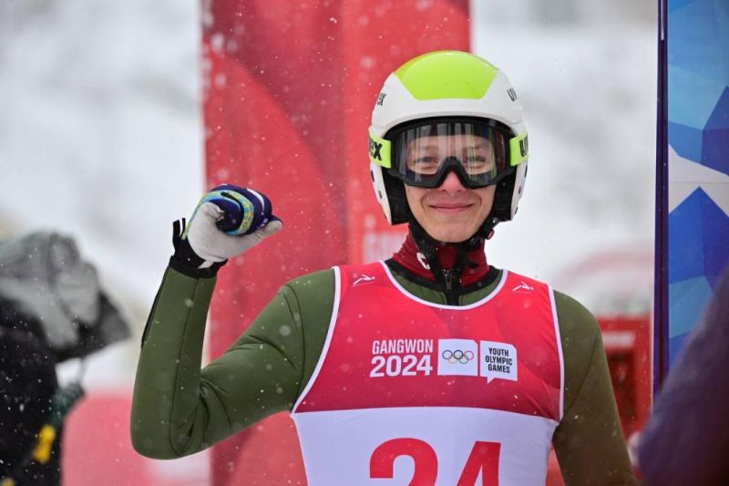Казахстанец Илья Мизерных завоевал первое золото на юношеских зимних Олимпийских играх