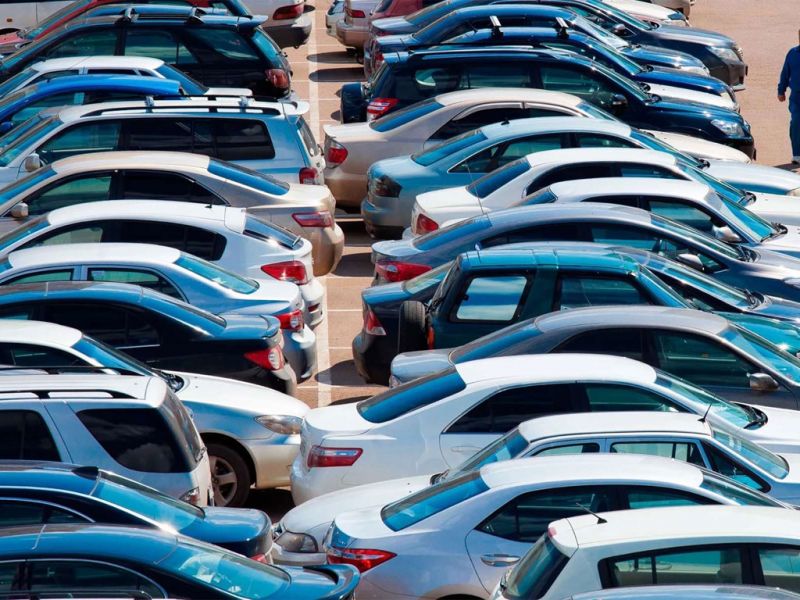 Автомобильный бум: количество машин в Казахстане выросло, но парк стареет