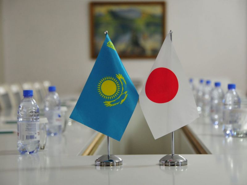 Казахстан и Япония обсудили возобновление авиасообщения