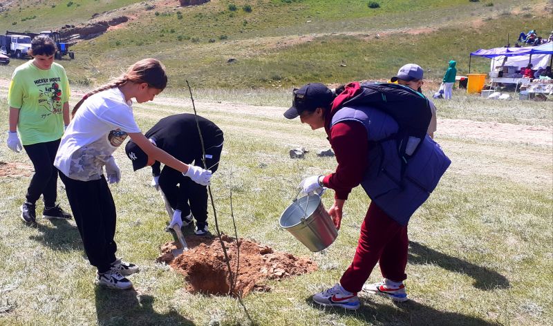 «Талдыкорган - столица петроглифов»: незабываемые впечатления юных экологов из клуба «Истоки»