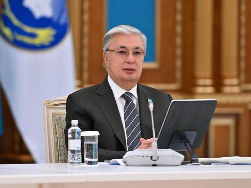 Глава государства поздравил соотечественников с Днем единства народа Казахстана
