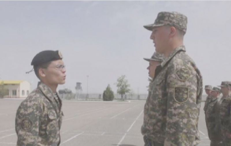 Самый высокий солдат в Казахстане готовится к службе