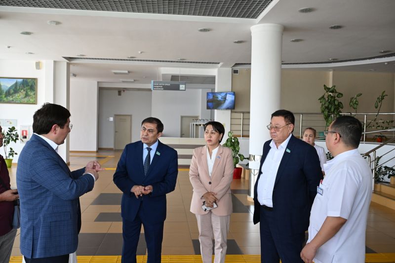Жетісу c рабочим визитом посетили депутаты Сената Парламента РК
