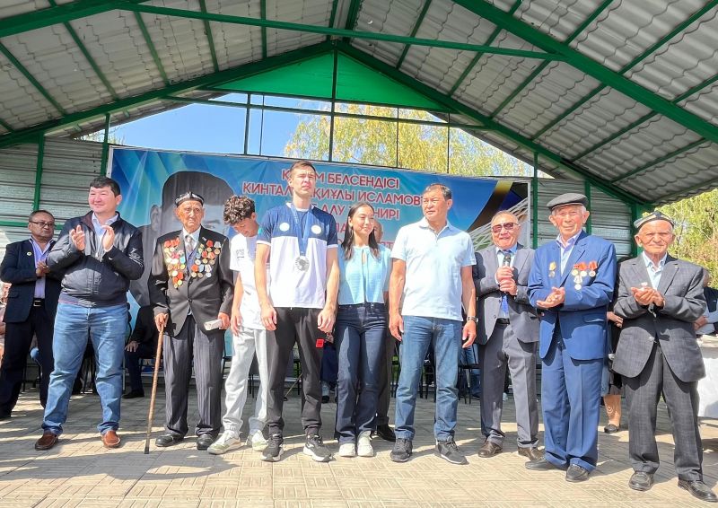 Памяти Кинтала Исламова: Жетісу на турнире по мини-футболу завоевала третье место