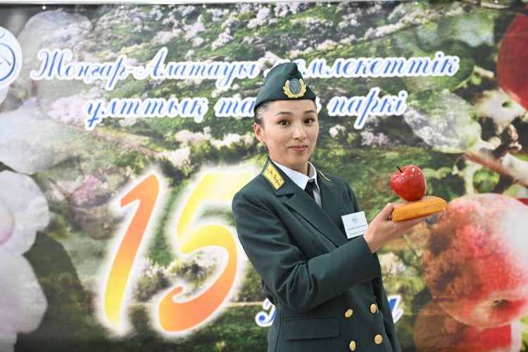 Яблоне Сиверса посвятили научную конференцию в Саркане