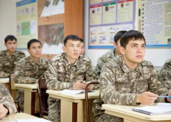 Поступление в военные вузы Казахстана теперь доступно онлайн