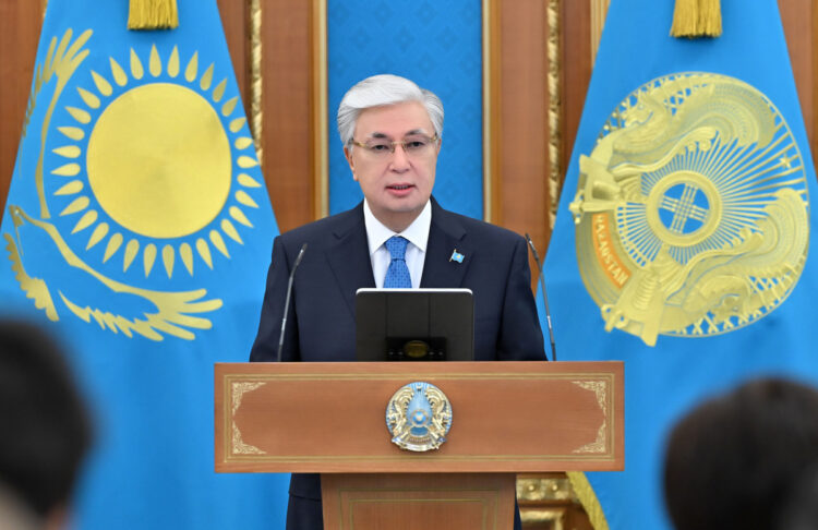 Токаев поздравил с профессиональным праздником работников культуры