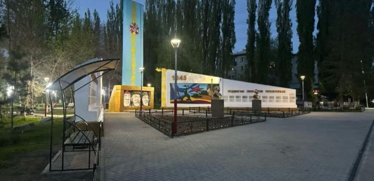 Памятники фронтовикам-героям ВОВ обновляют в Жетiсу