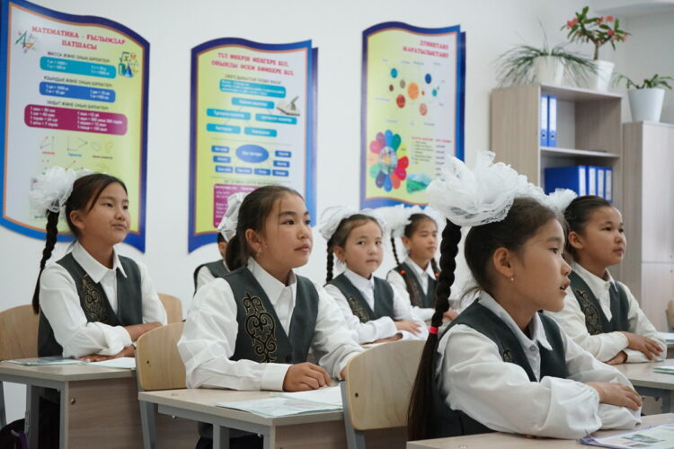 Развитие Аксуского района: От современной школы до инновационного агробизнеса