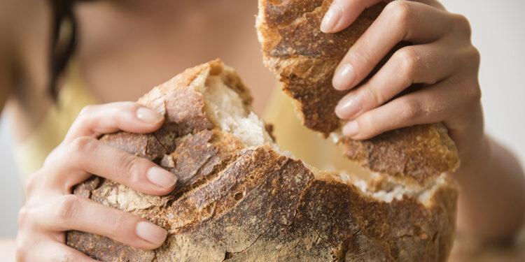 Как горбушка стала символом мирной жизни