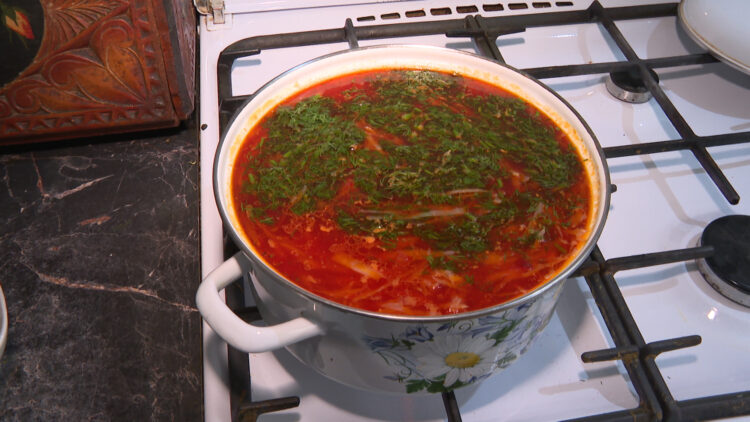 Заваристый борщ под Санту-Барбару