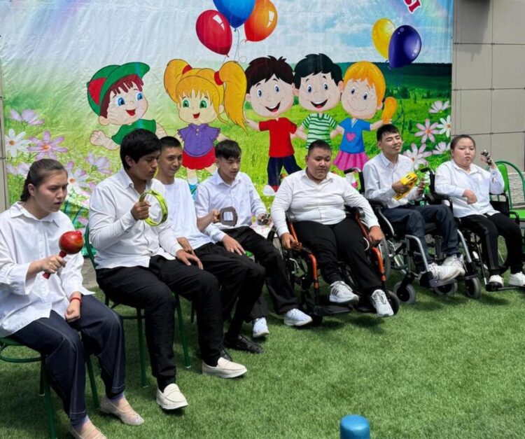 Настоящий праздник устроили для детей центра «Бәйтерек» в Талдыкоргане