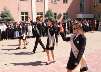 Последний звонок прозвенел в NIS Талдыкорган