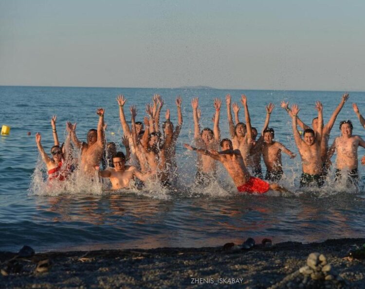 Контроль за безопасностью и санитарией усиливают на Алаколе