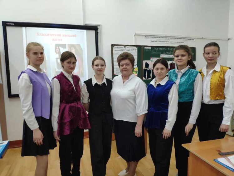 Единственная запись в трудовой: 38 лет преданности делу мастера Елены Гмызы