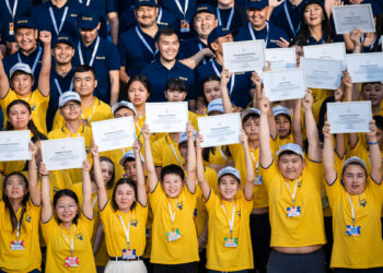 Финалистов Олимпиады IQanat определили в Казахстане