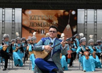 Масштабное празднование Дня домбры в Жетісу: программа мероприятий