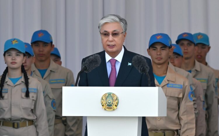 Президент дал старт XI международному военно-патриотическому сбору молодежи «Айбын»