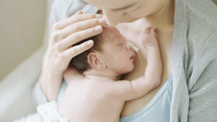 В Талдыкоргане внедряют современные методы выхаживания новорожденных