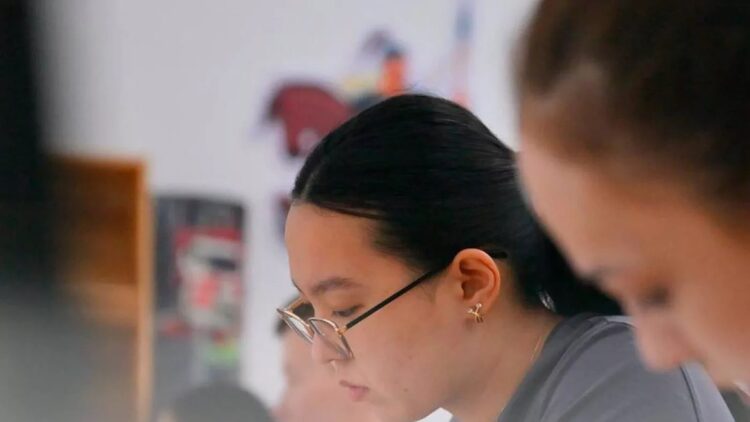 Цифровую платформу для отбора педагогов в «Келешек мектептері» запустили в РК