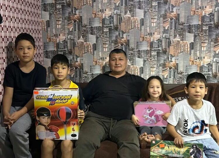 Невидимый герой Талдыкоргана: Алим Сапарбеков бросился в горящий дом, спасая детей