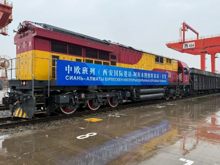 Новый контейнерный терминал Zhetysu в Алматы готов принять первый поезд