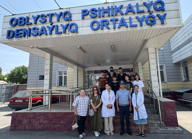 Студенты Талдыкоргана узнали правду о нарко- и алкозависимости