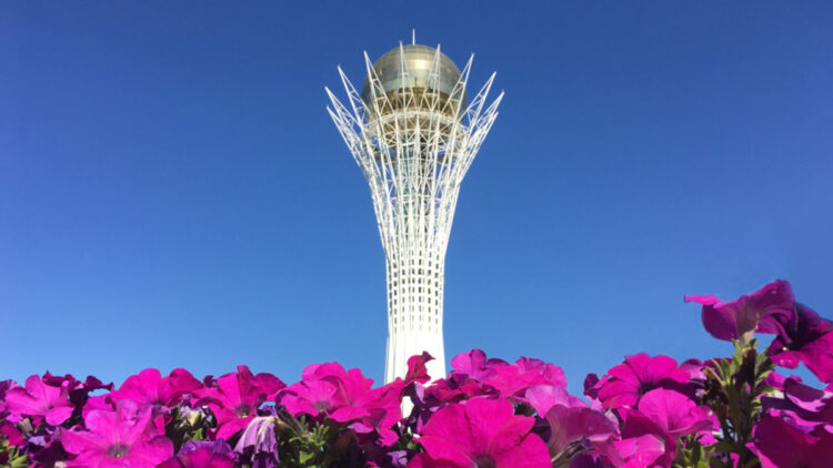 Казахстанцев в июле ждут дополнительные выходные