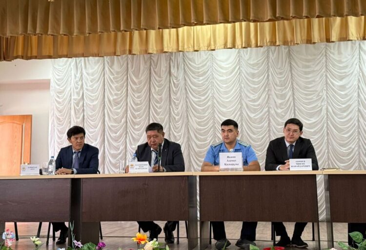 Семинар о трудовом законодательстве прошел в Сарыозеке