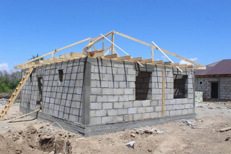 Масштабный жилищный проект реализовывается в Сарканском районе