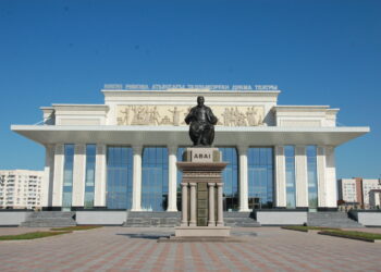 Талдыкорганский драмтеатр скоро отметит 50-летний юбилей