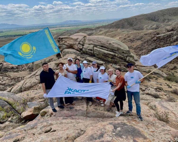 Антивандальная акция АНК состоялась близ Талдыкоргана