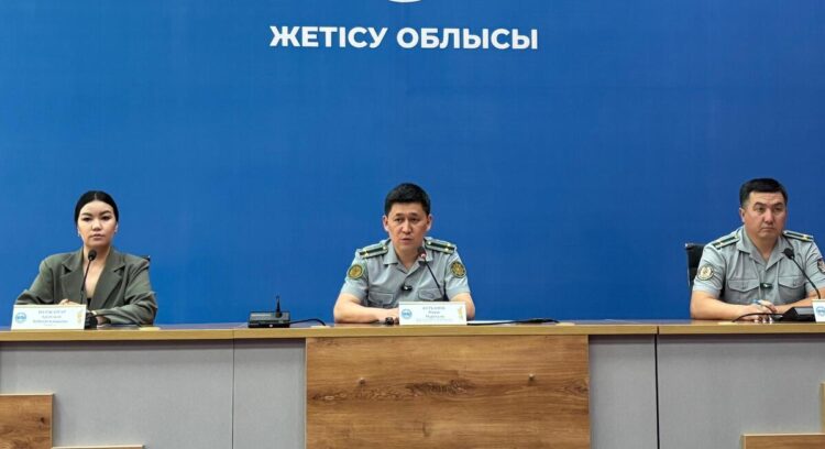 Почему люди продолжают вкладываться в финпирамиды