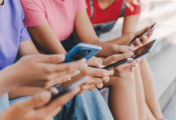 В Нацбанке предупредили о мошенничестве в отношении подростков