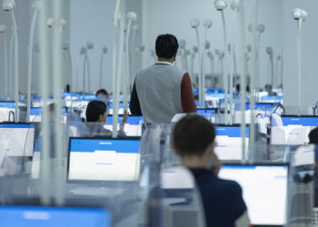 Сегодня в Казахстане стартует прием заявок на августовское ЕНТ