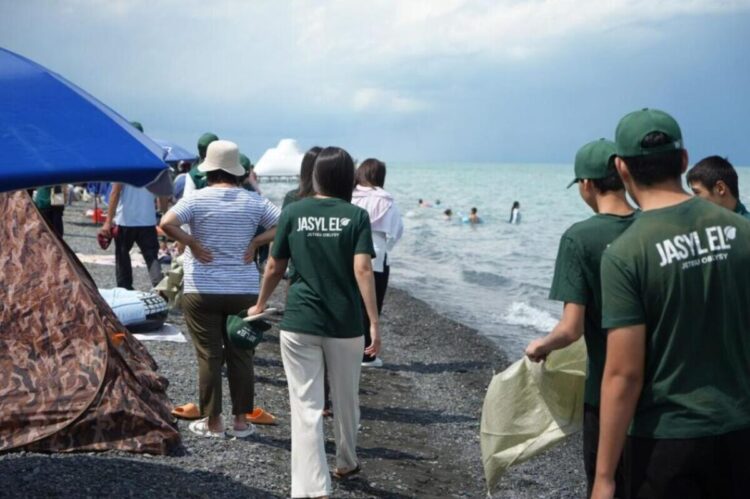«Таза Қазақстан»: Алаколь станет чище