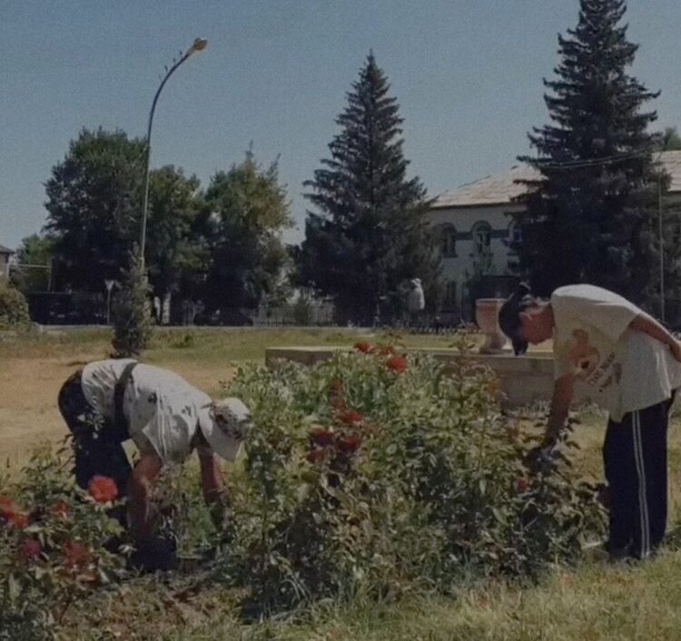 «Чистый четверг» объединяет ескельдинцев в борьбе за экологию