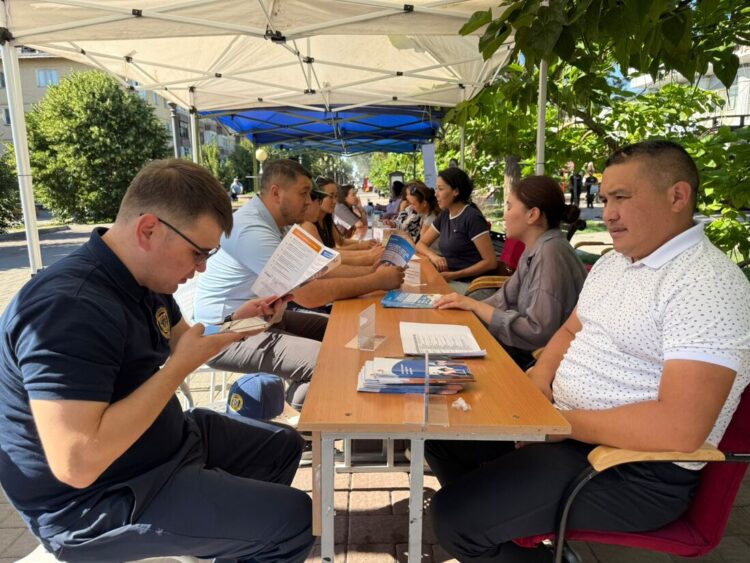 Почти 100 рабочих мест было представлено на ярмарке вакансий в Талдыкоргане