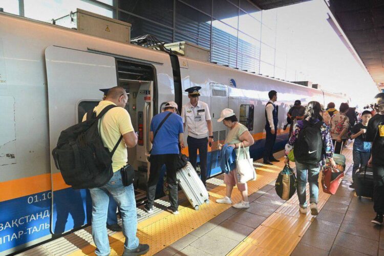 Вагоны по направлению Алаколя заполняются на 100% — КТЖ