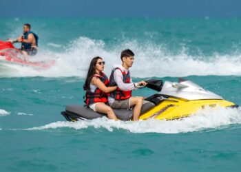 Полицейские отреагировали на жалобы отдыхающих на Алаколе