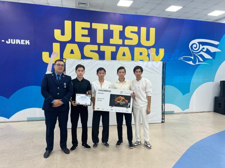 Молодежь Талдыкоргана сразилась в «Конституционном IQ»