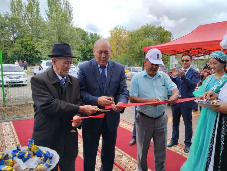 30-летие Конституции РК: В приграничном селе Хоргос открылся ФАП