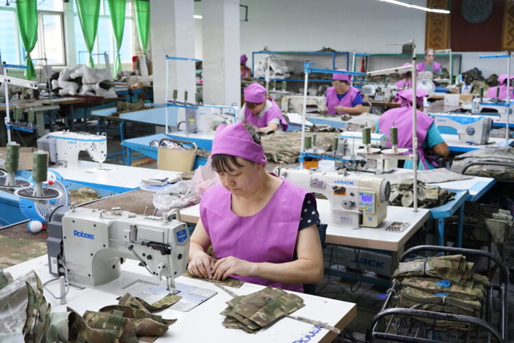 Талдыкорганская швейная фабрика «Ажар» растит мастеров